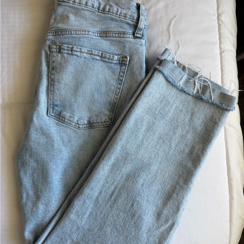 Old Navy Light Blue Cropped Straight Jeans